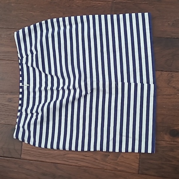 Talbots Navy & White Striped Pencil Skirt With Hidden Back Zipper size 14 PETITE - Picture 2 of 7